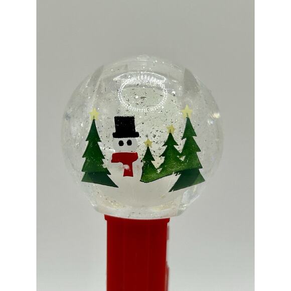 ~*Vintage*~Christmas snow ⛄️ globe Inspired Pez dispenser - Retired - Loose 👀 - Picture 2 of 6